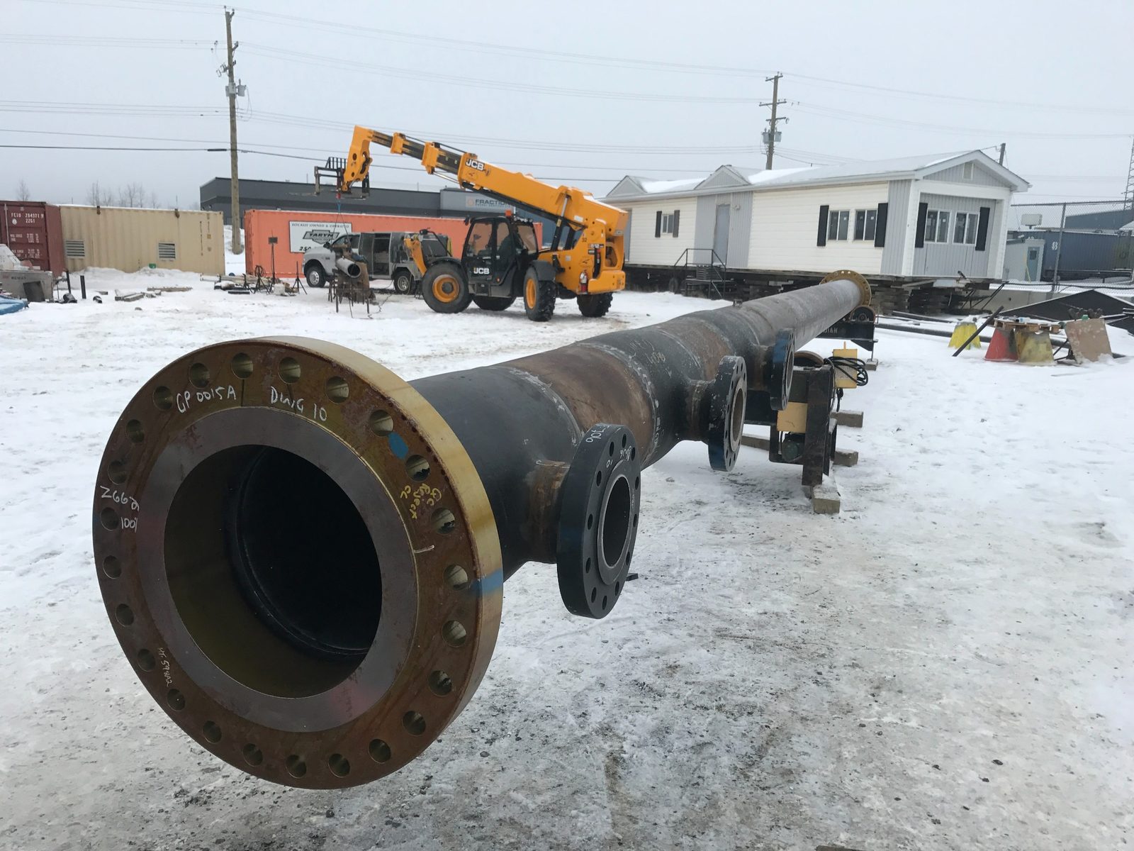 Large bore pipe with flanges